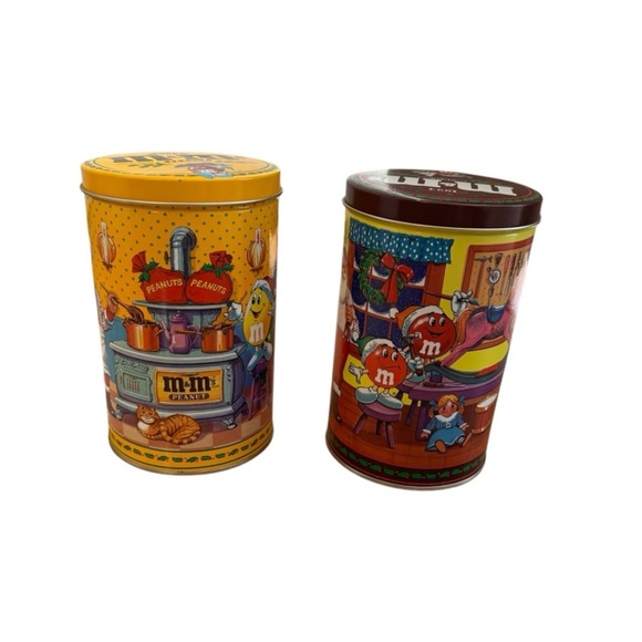 VTG M&M 1994 Set of 2 Plain & Peanut Flavored Christmas Theme Collectible Tins - Picture 5 of 9